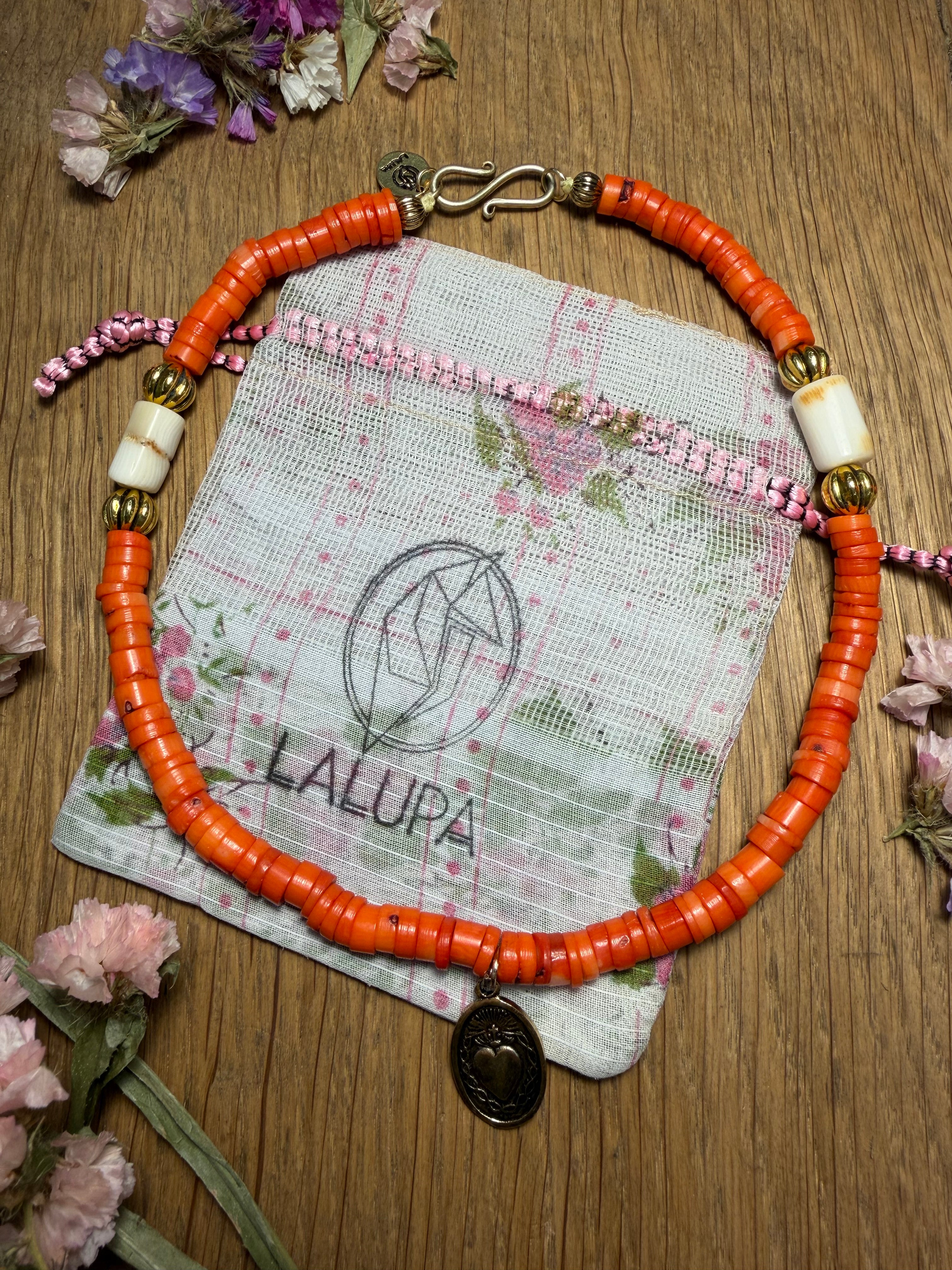 Lalupa Sacre Necklace - Solarea