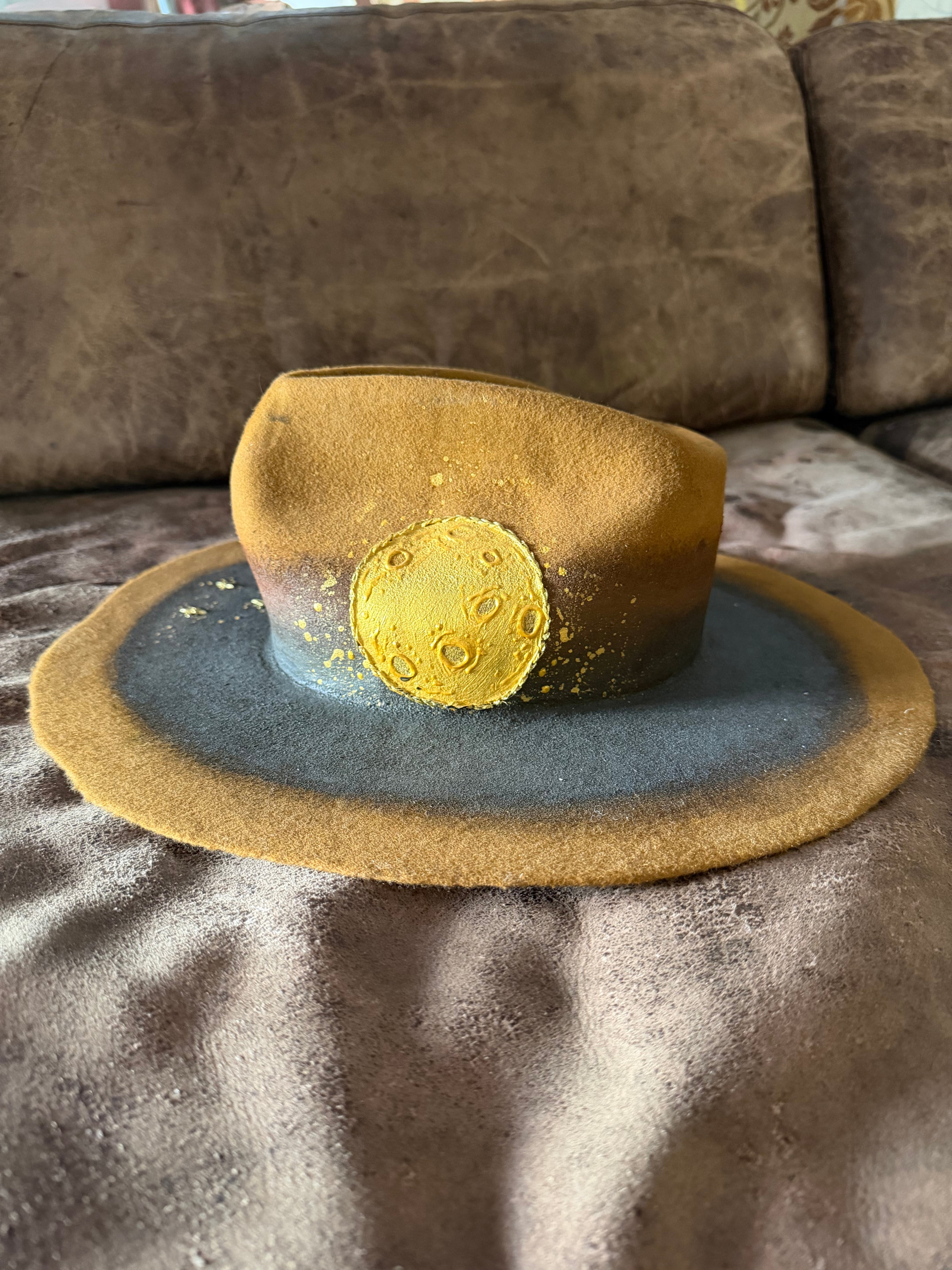 Lalupa Hat - Across The Universe