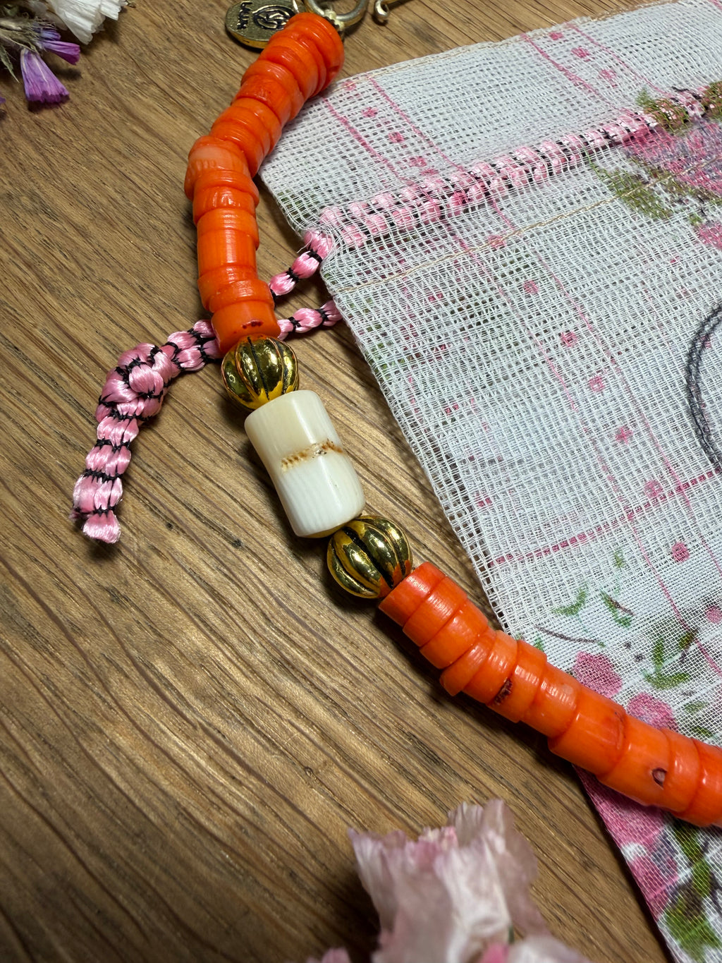Lalupa Sacre Necklace - Solarea